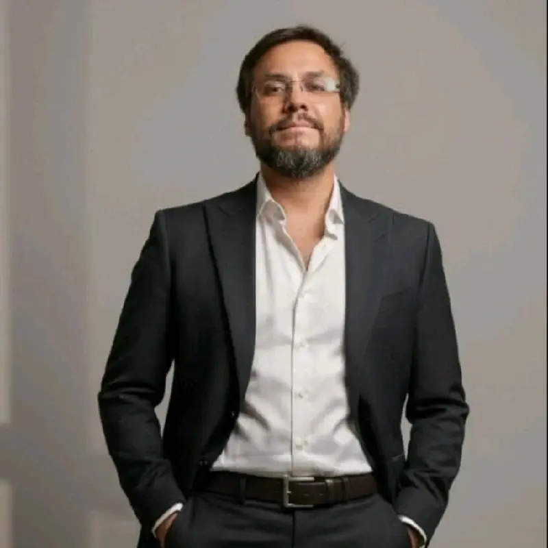 Retrato: Jerman Espindola